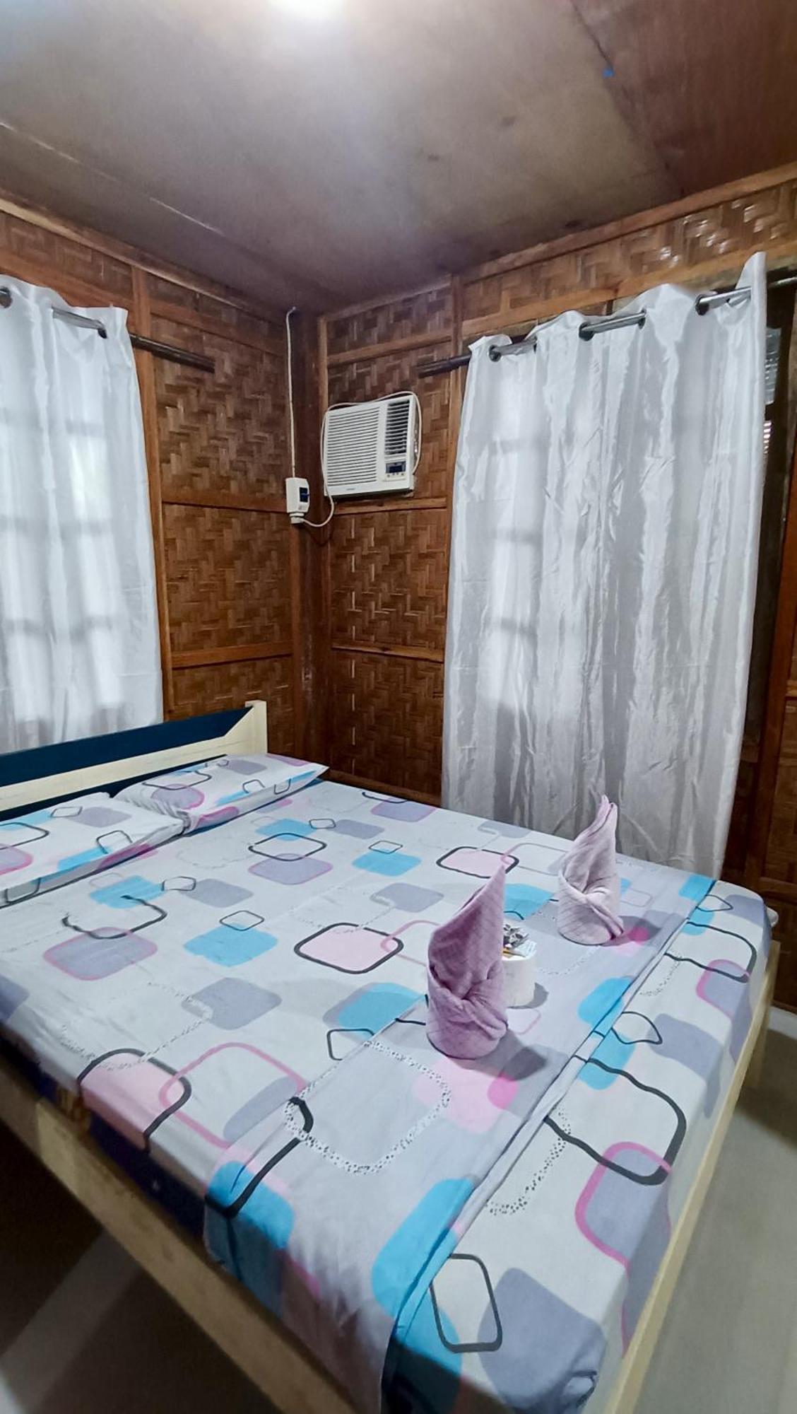 סיקיהור James Homestay מראה חיצוני תמונה