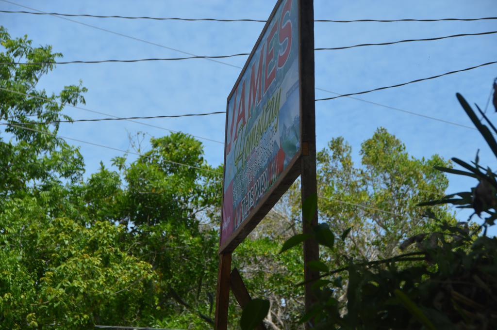 סיקיהור James Homestay מראה חיצוני תמונה